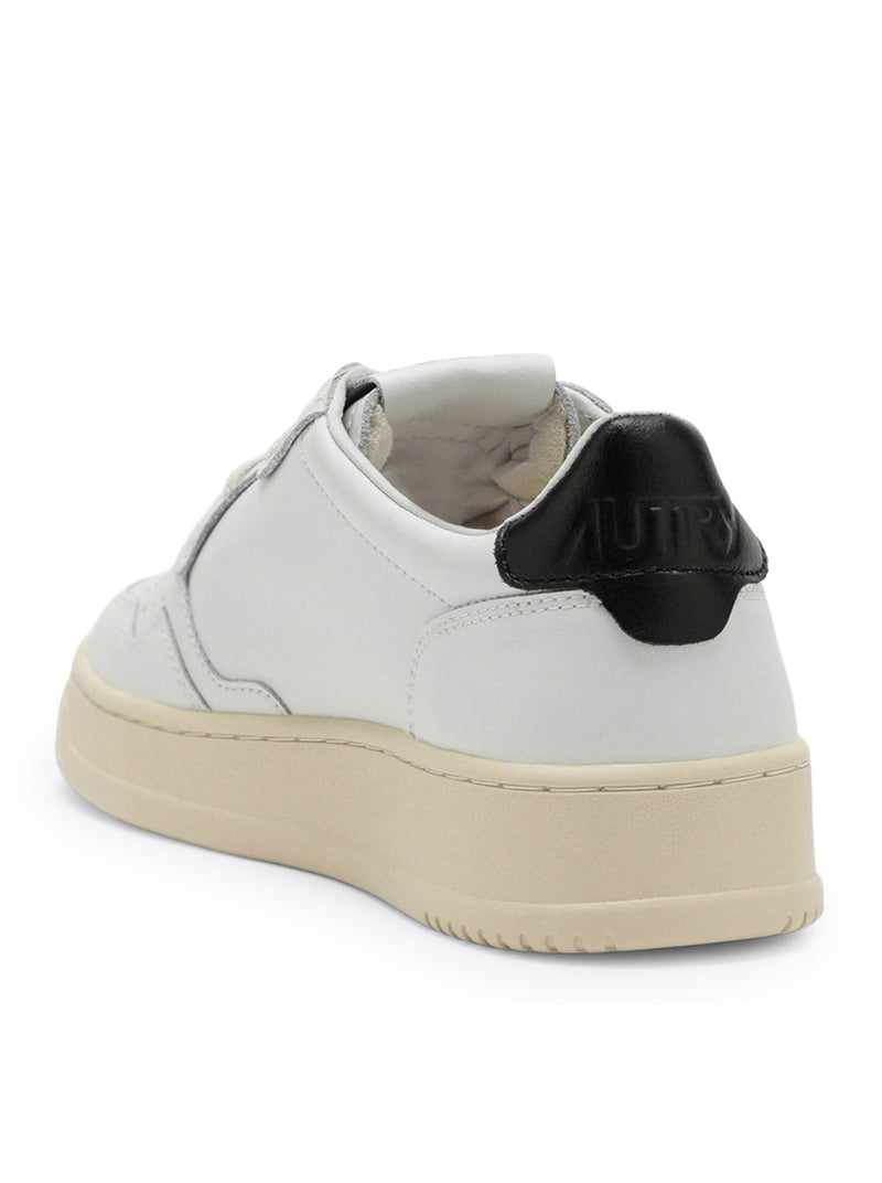 SNEAKERS MEDALIST LOW IN PELLE BIANCA E NERA