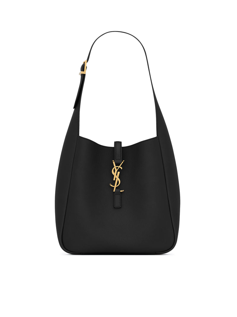 LE 5 À 7 PICCOLA E MORBIDA IN PELLE MARTELLATA