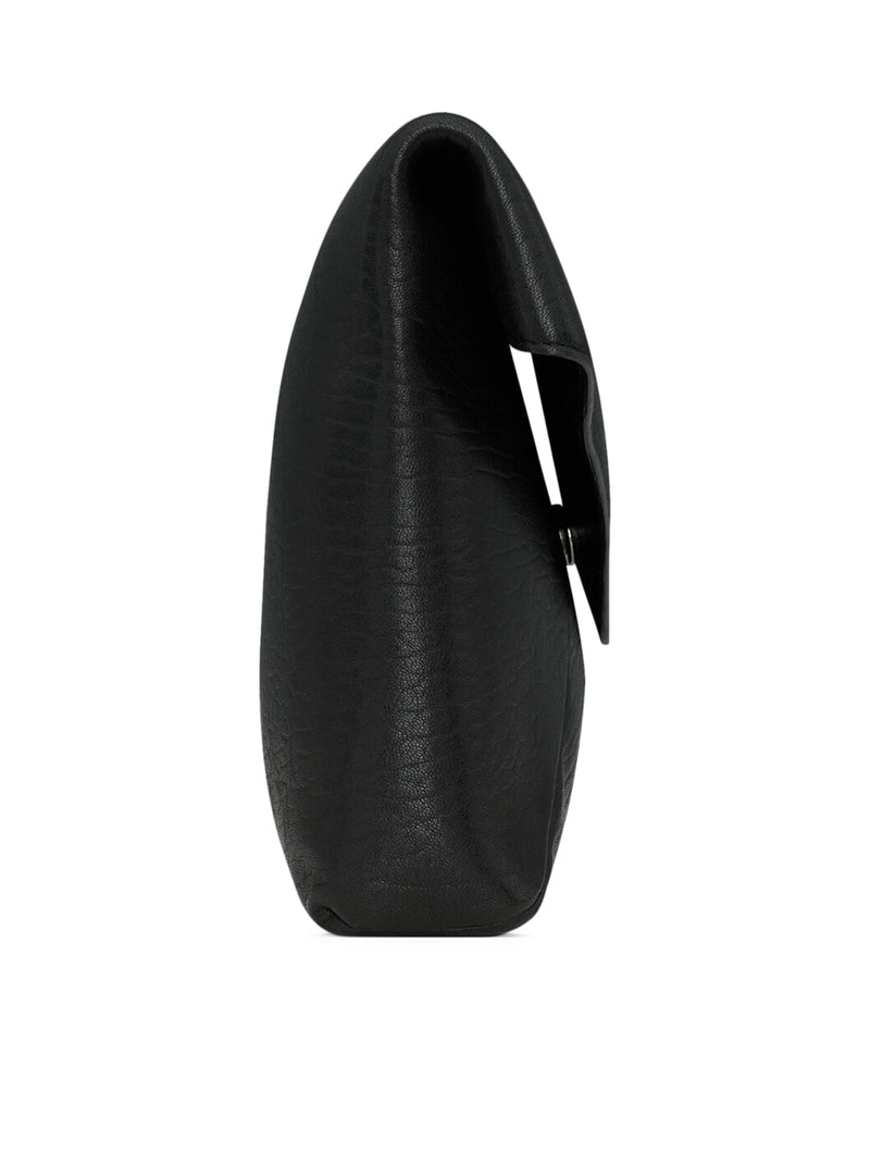 POCHETTE ENVELOPE GRANDE CASSANDRE IN PELLE DI AGNELLO MARTELLATA