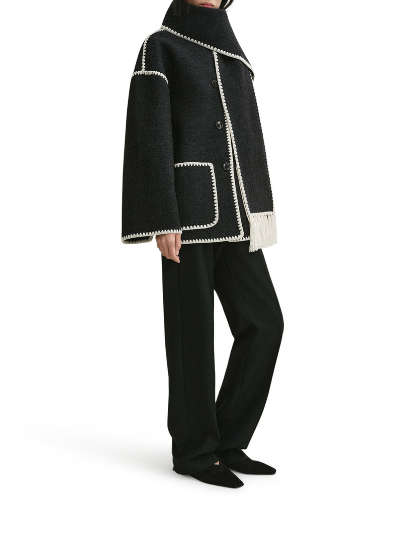 GIACCA IN LANA CON SCIARPA