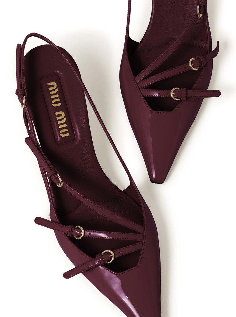 SLINGBACK IN VERNICE CON FIBBIE