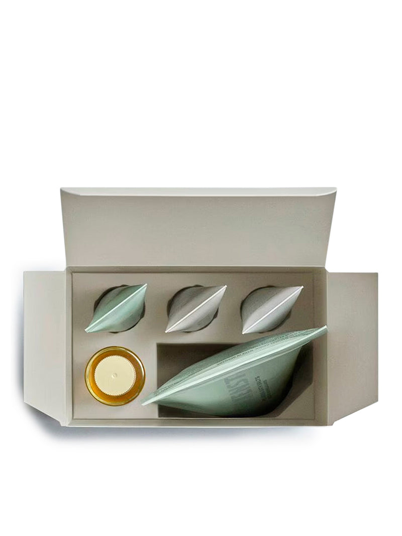 GLI ESSENZIALI CURA PER I PIEDI