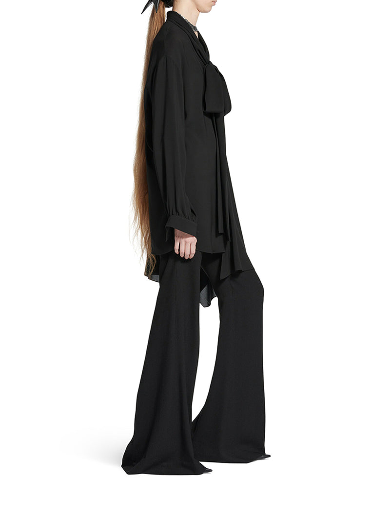 BLUSA IN SETA CON FOULARD