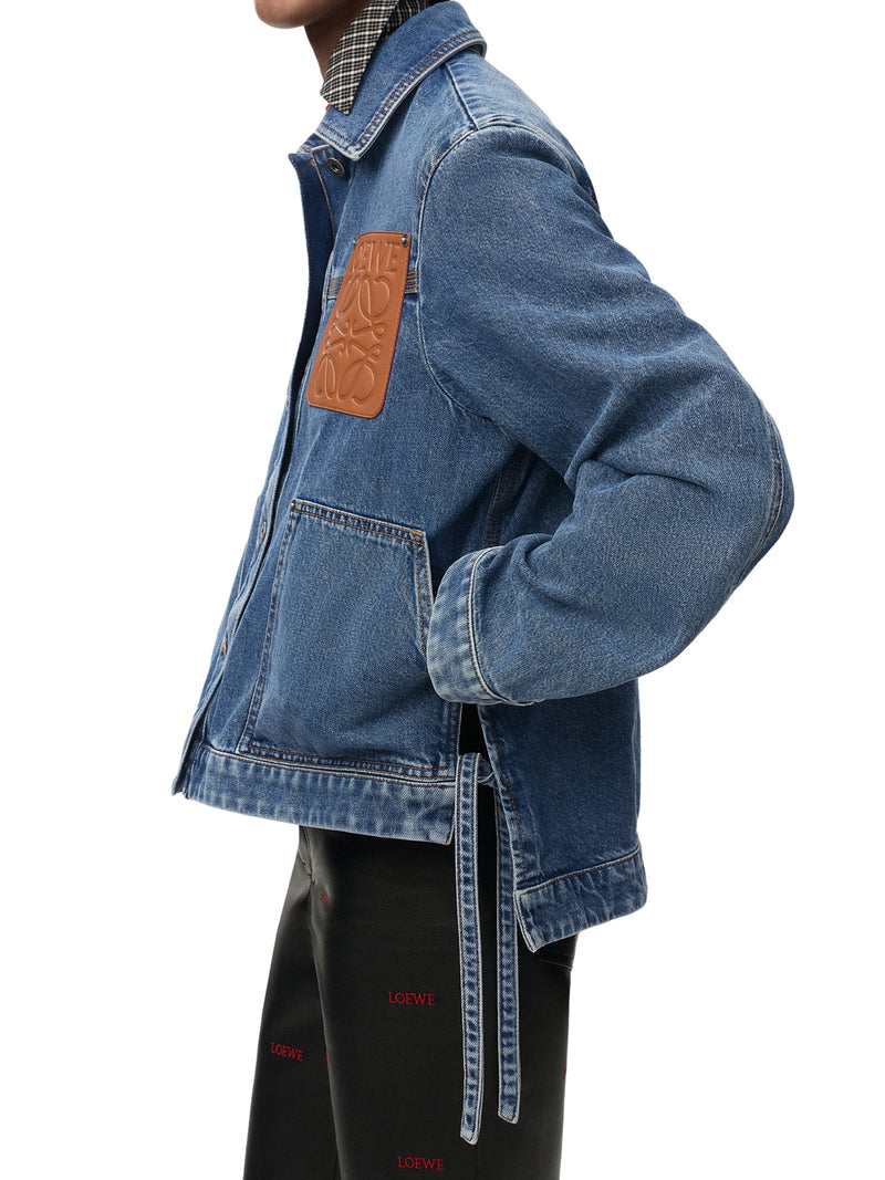 GIACCA IN DENIM DI COTONE CON ORLO ASIMMETRICO E LACCI SUL LATO
