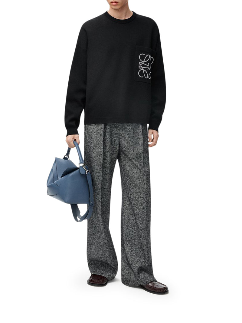 MAGLIONE CON TASCA CON ANAGRAM