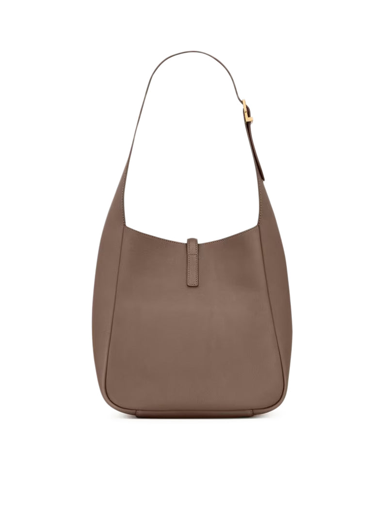 LE 5 À 7 PICCOLA E MORBIDA IN PELLE MARTELLATA