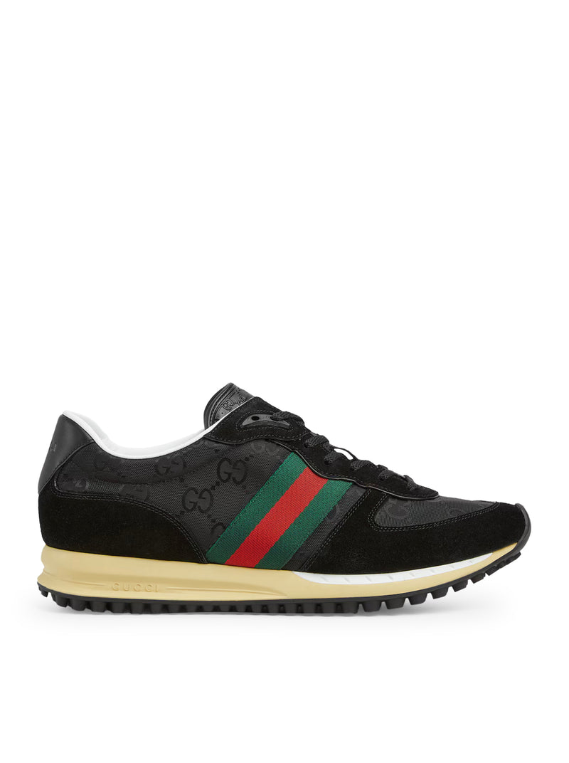 SNEAKER RE-MOTION