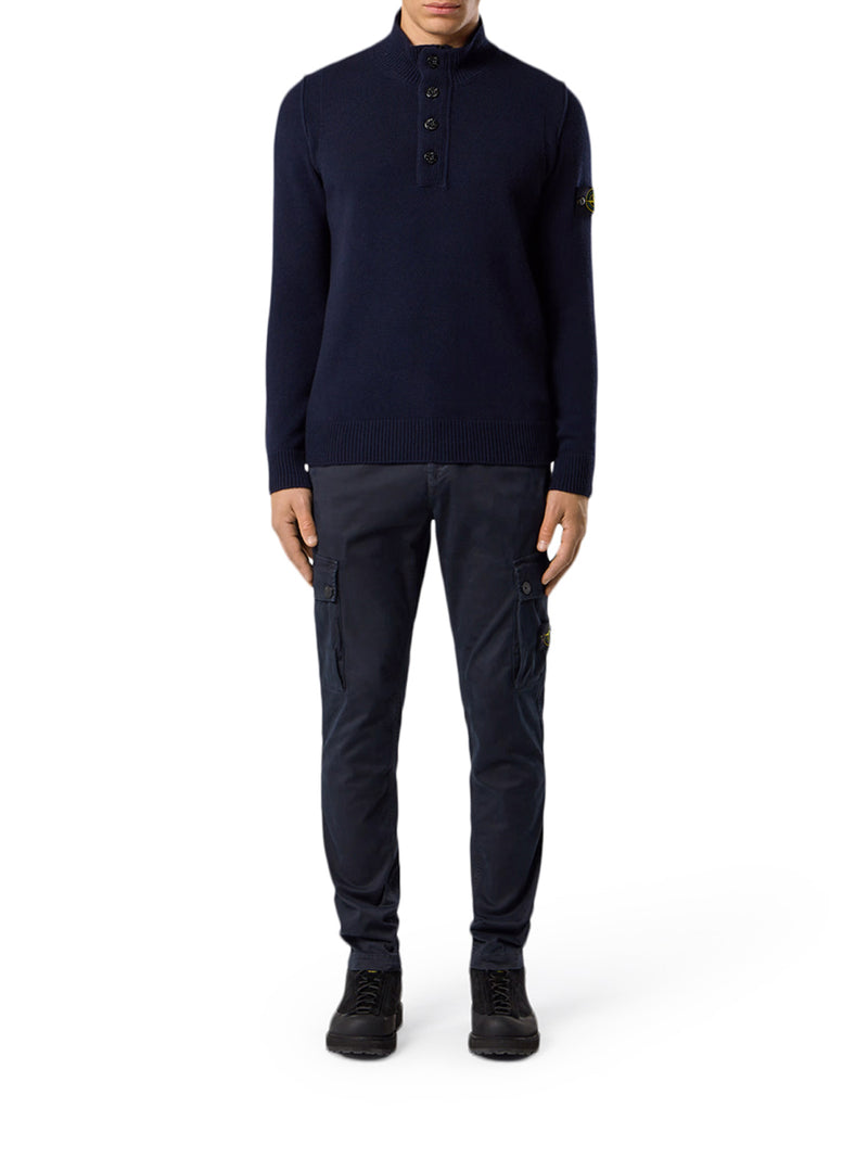 MAGLIONE CON ZIP CORTA E DETTAGLI IN FELTRO