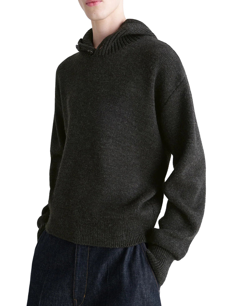 MAGLIONE CON CAPPUCCIO