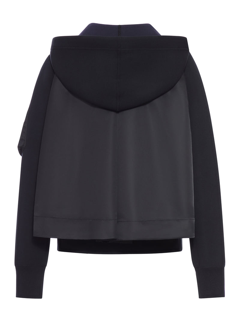 GIACCA CON ZIP E CAPPUCCIO