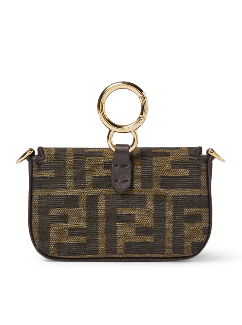 NANO BAGUETTE CHARM CHARM IN TESSUTO FF JACQUARD MARRONE
