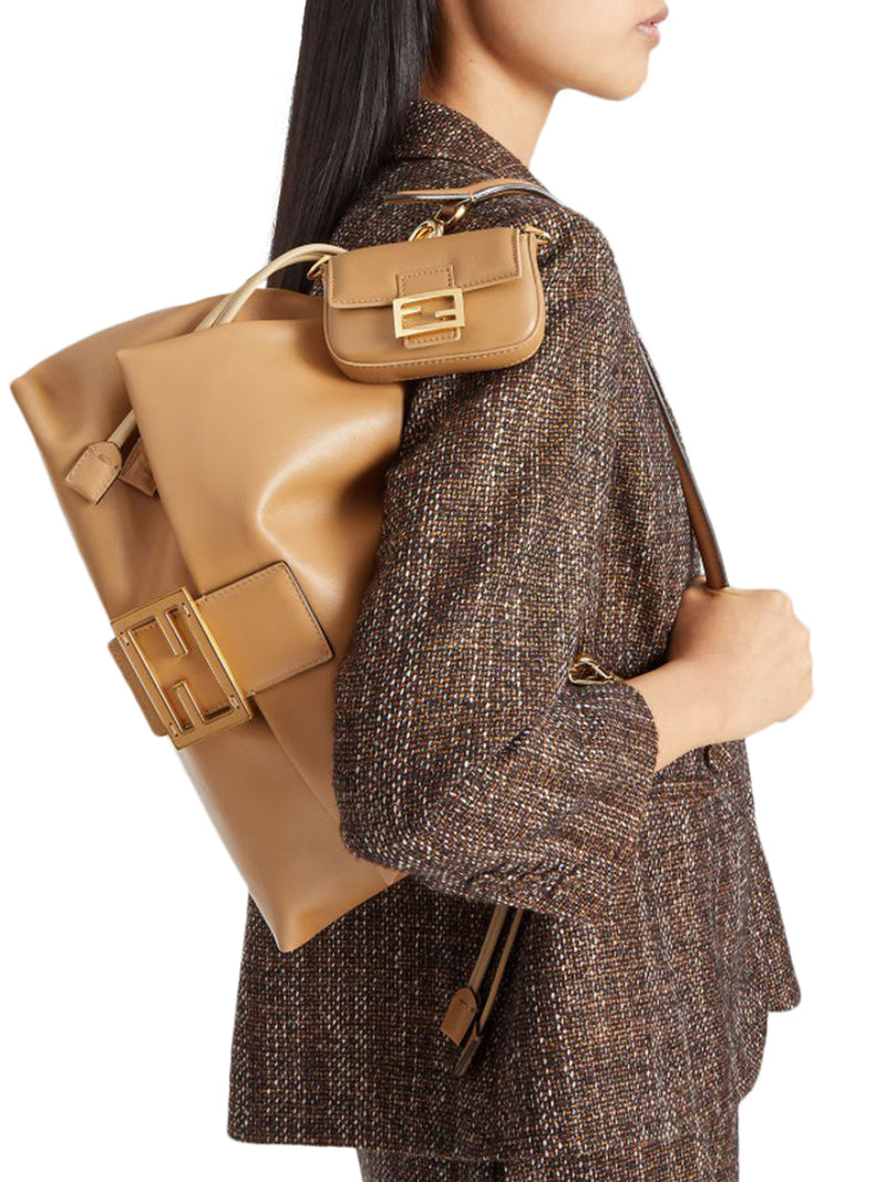 NANO BAGUETTE CHARM IN NAPPA BEIGE