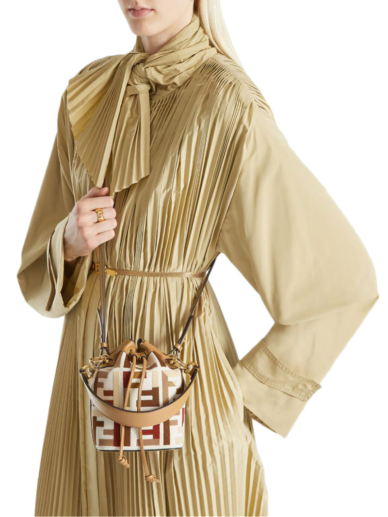 MINI BORSA MON TRESOR IN CANVAS CON RICAMO FF