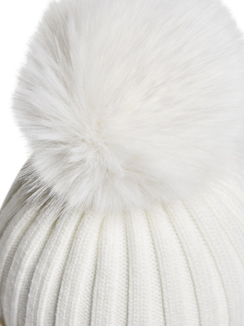 BERRETTO IN LANA CON POMPON