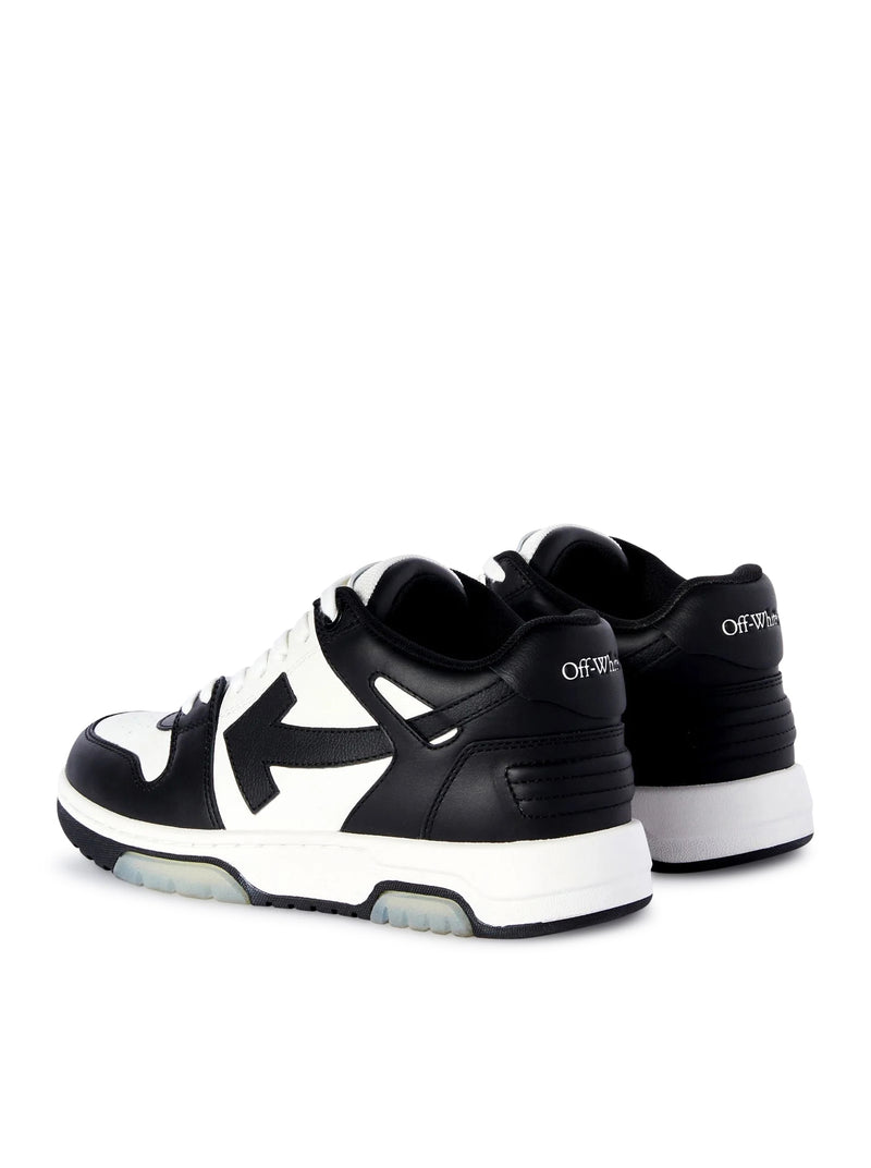OUT OF OFFICE IN PELLE