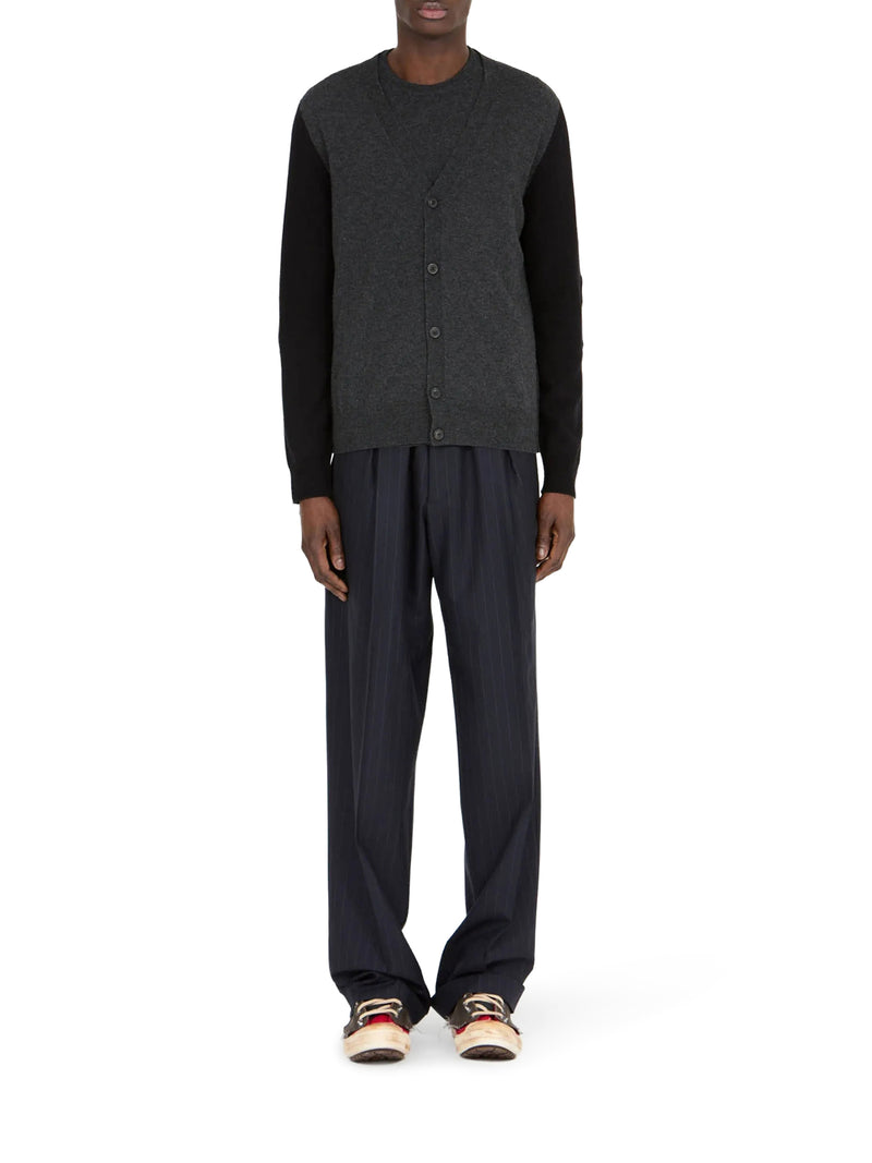 CARDIGAN IN LANA CON SCOLLO A V