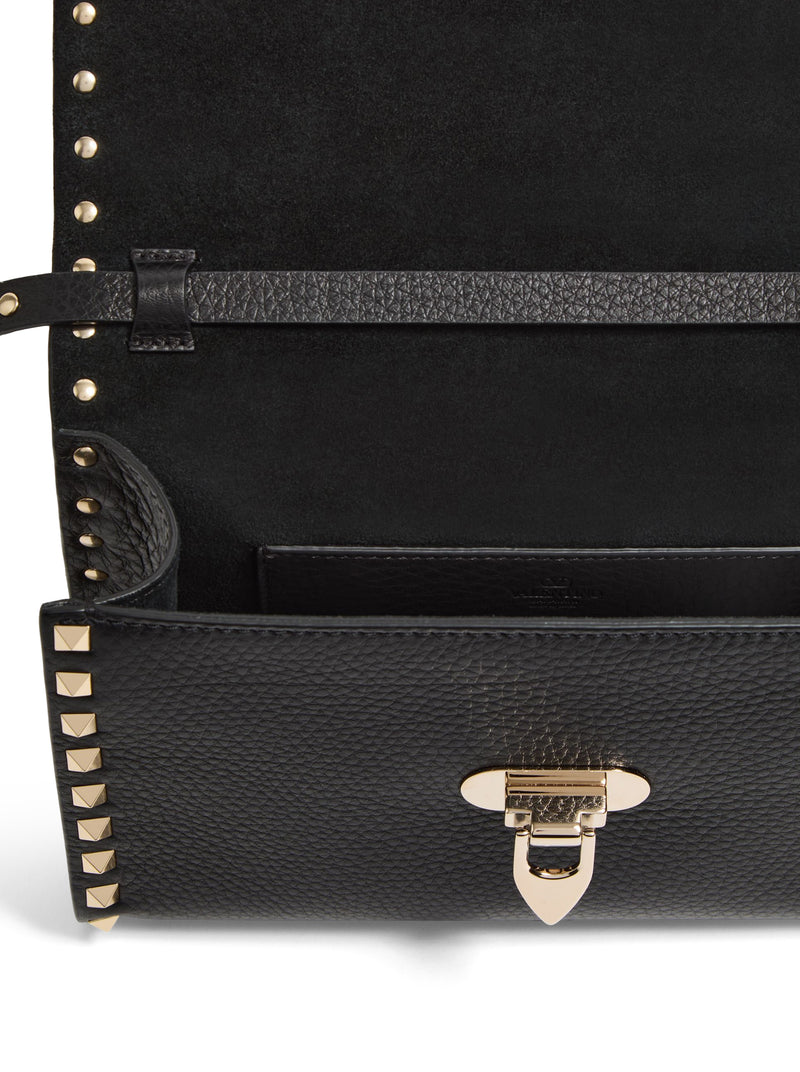 BORSA PICCOLA A TRACOLLA ROCKSTUD IN VITELLO GRANATO