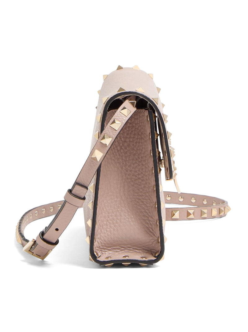 BORSA PICCOLA A TRACOLLA ROCKSTUD IN VITELLO GRANATO