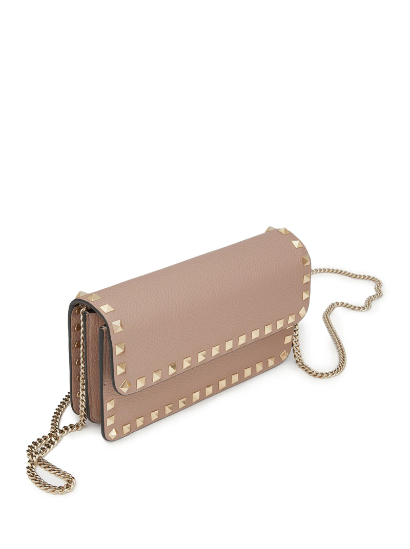 POUCH CON CATENA ROCKSTUD IN VITELLO GRANATO