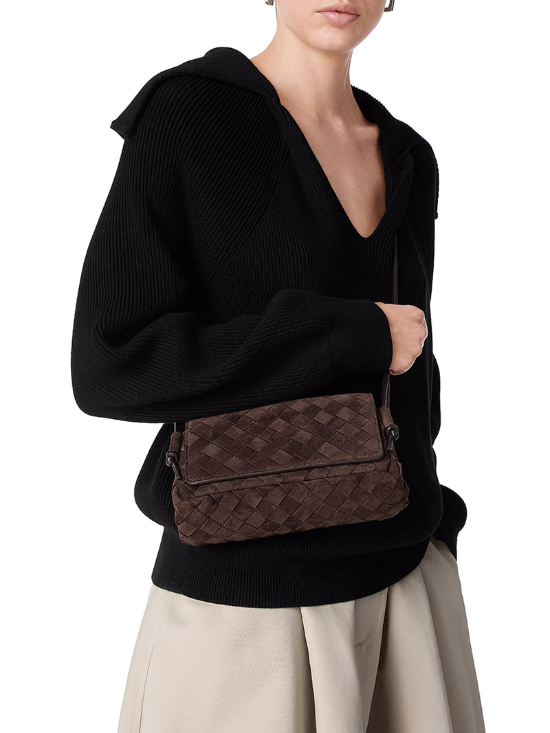 POUCH IN SUEDE CON LAVORAZIONE ITRECCIATO