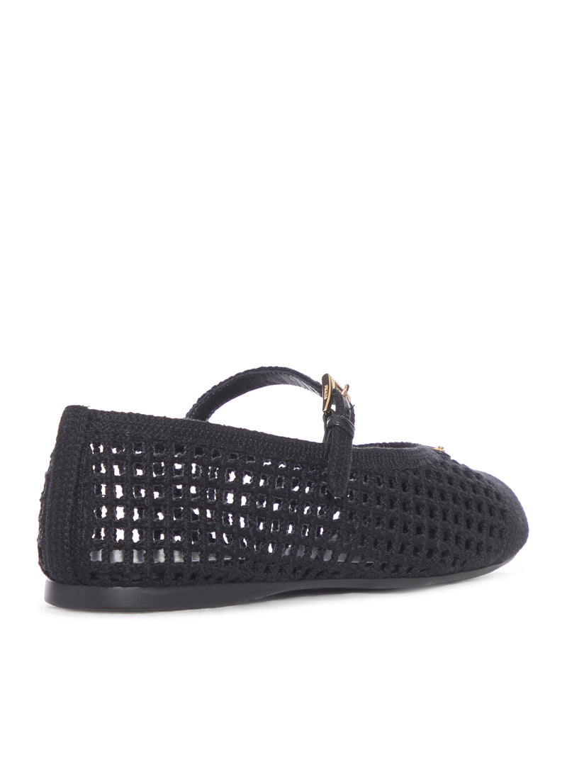 BALLERINA IN CROCHET CON PLACCA LOGO