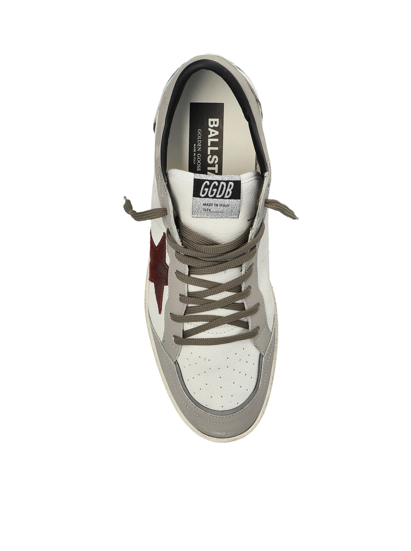 SNEAKERS BALLSTAR IN PELLE CON STELLA A CONTRASTO E FINITURA DISTRESSED