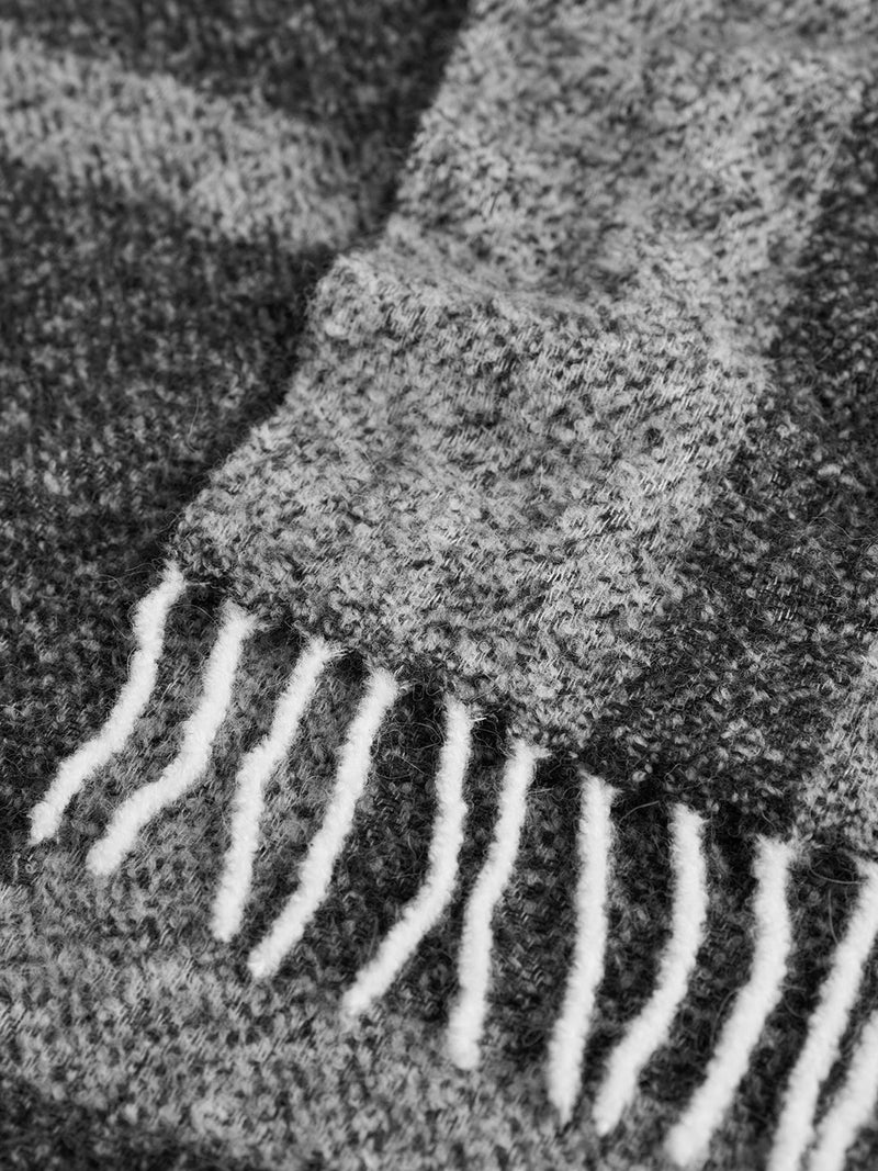 SCIARPA IN JACQUARD CON MONOGRAM