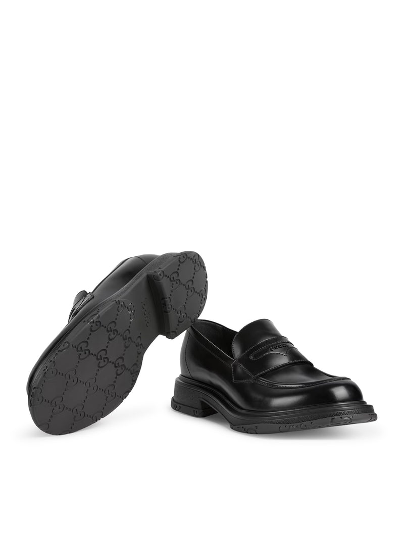 MOCASSINO CON LOGO TONO SU TONO