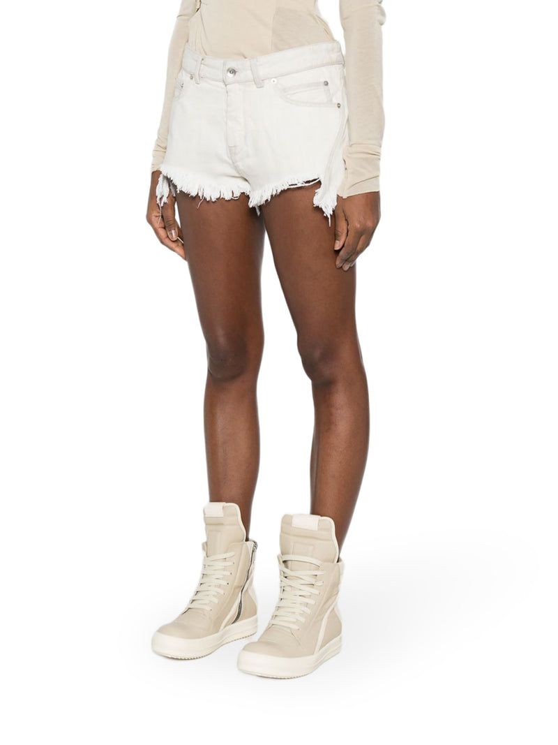 SHORTS IN DENIM BIAS CUTOFFS