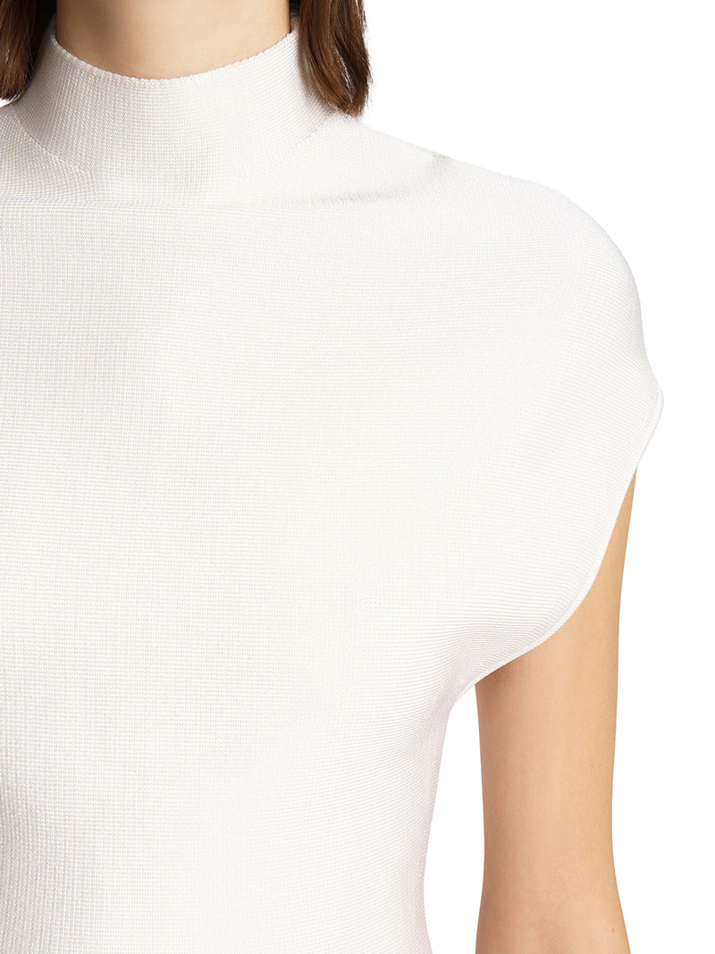 TOP ANDRA CON COLTO ALTO