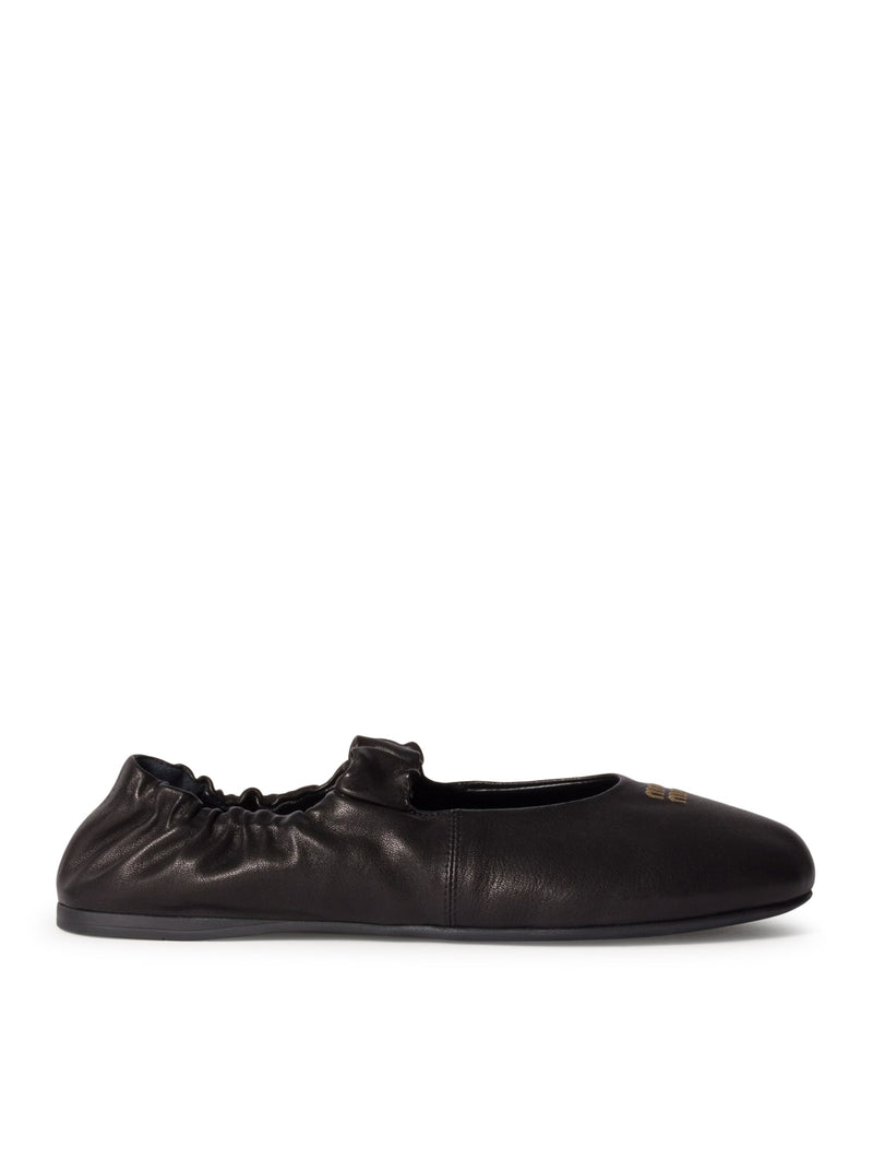 BALLERINE RUCHES IN NAPPA