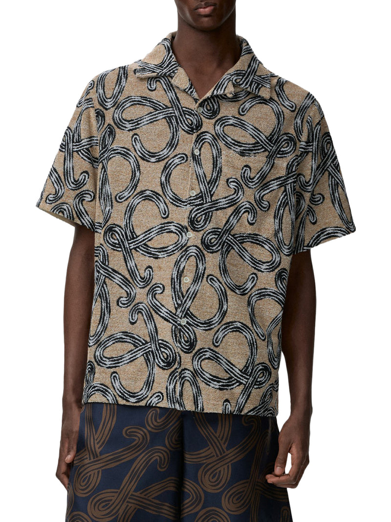 CAMICIA A MANICHE CORTE CON ANAGRAM ALL-OVER