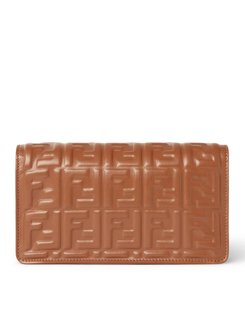 WALLET ON CHAIN BAGUETTE PORTAFOGLIO IN NAPPA SELLIER CON MOTIVO FF