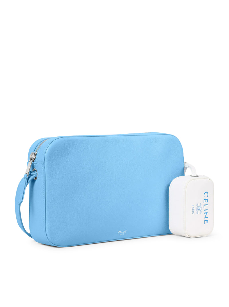 BORSA MESSENGER CON CHARM IN PELLE DI VITELLO LISCIA E AGNELLO