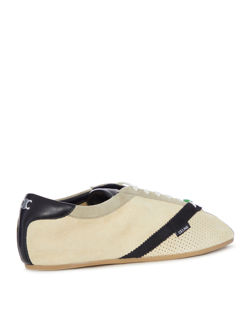 SNEAKER BASSA IN CAMOSCIO CON PUNTA TRAFORATA