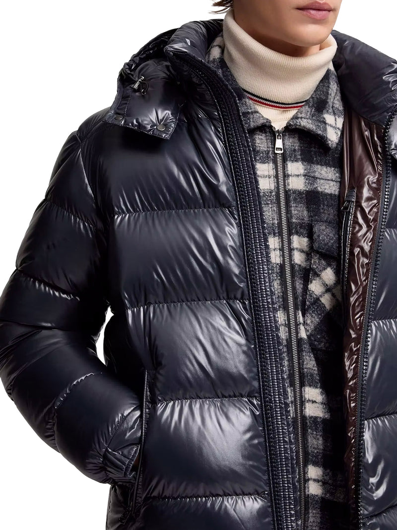 PIUMINO CORTO MONCLER MAYA CON CAPPUCCIO