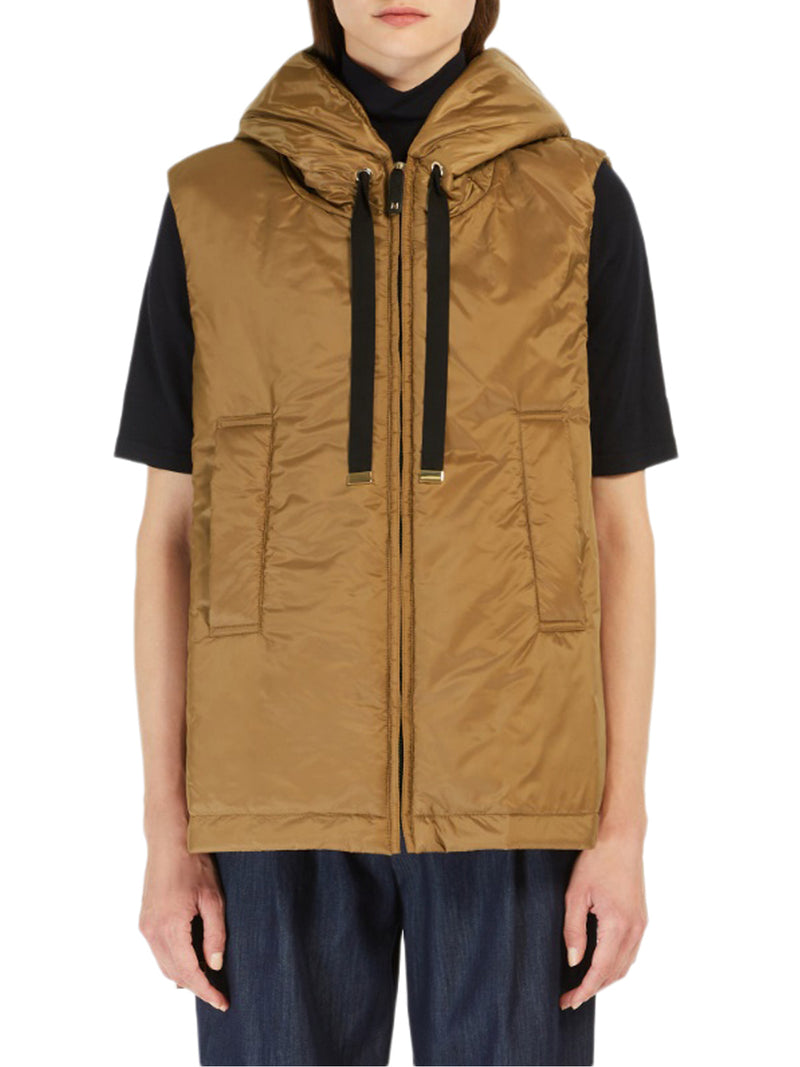 GILET IMBOTTITO CON CAPPUCCIO IN TELA ANTIGOCCIA