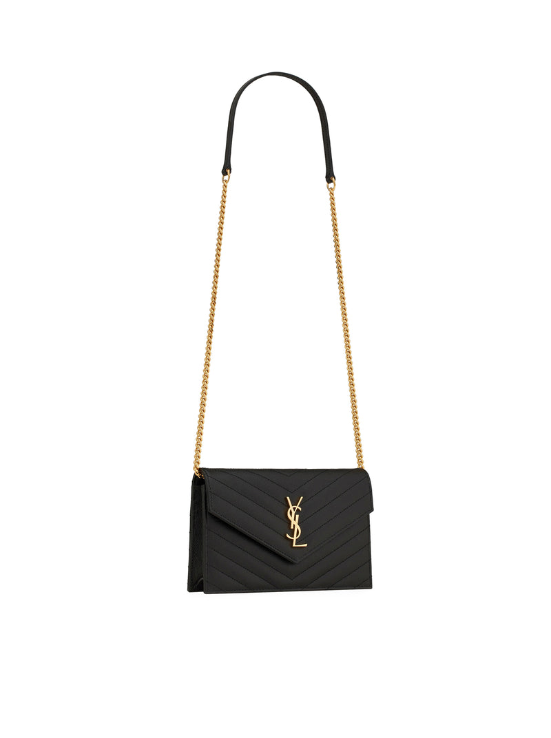 CASSANDRE MATELASSÉ ENVELOPE CHAIN WALLET IN PELLE GOFFRATA GRAIN DE POUDRE