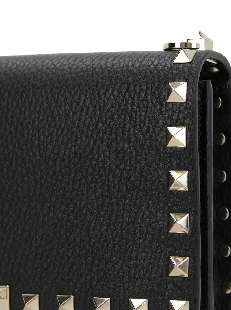 POUCH CON CATENA ROCKSTUD IN VITELLO GRANATO