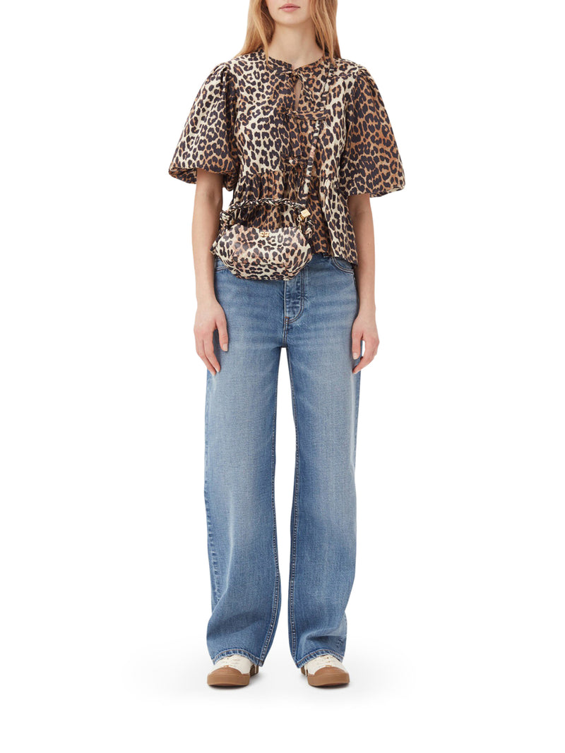 BLUSA IN POPELINE DI COTONE CON CRAVATTA A PEPLUM LEOPARDATA