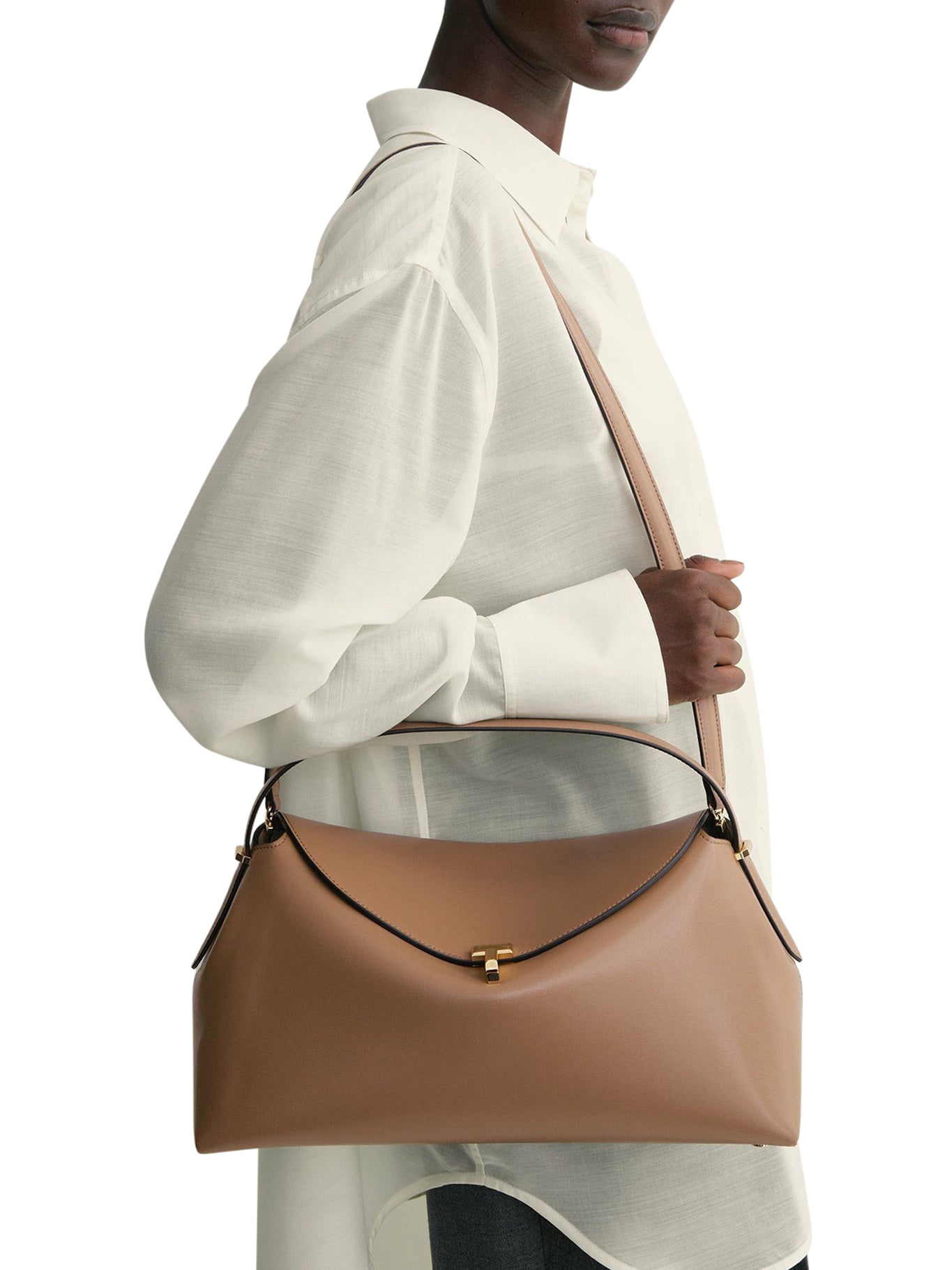 BORSA T-LOCK IN PELLE COLOR CAMMELLO