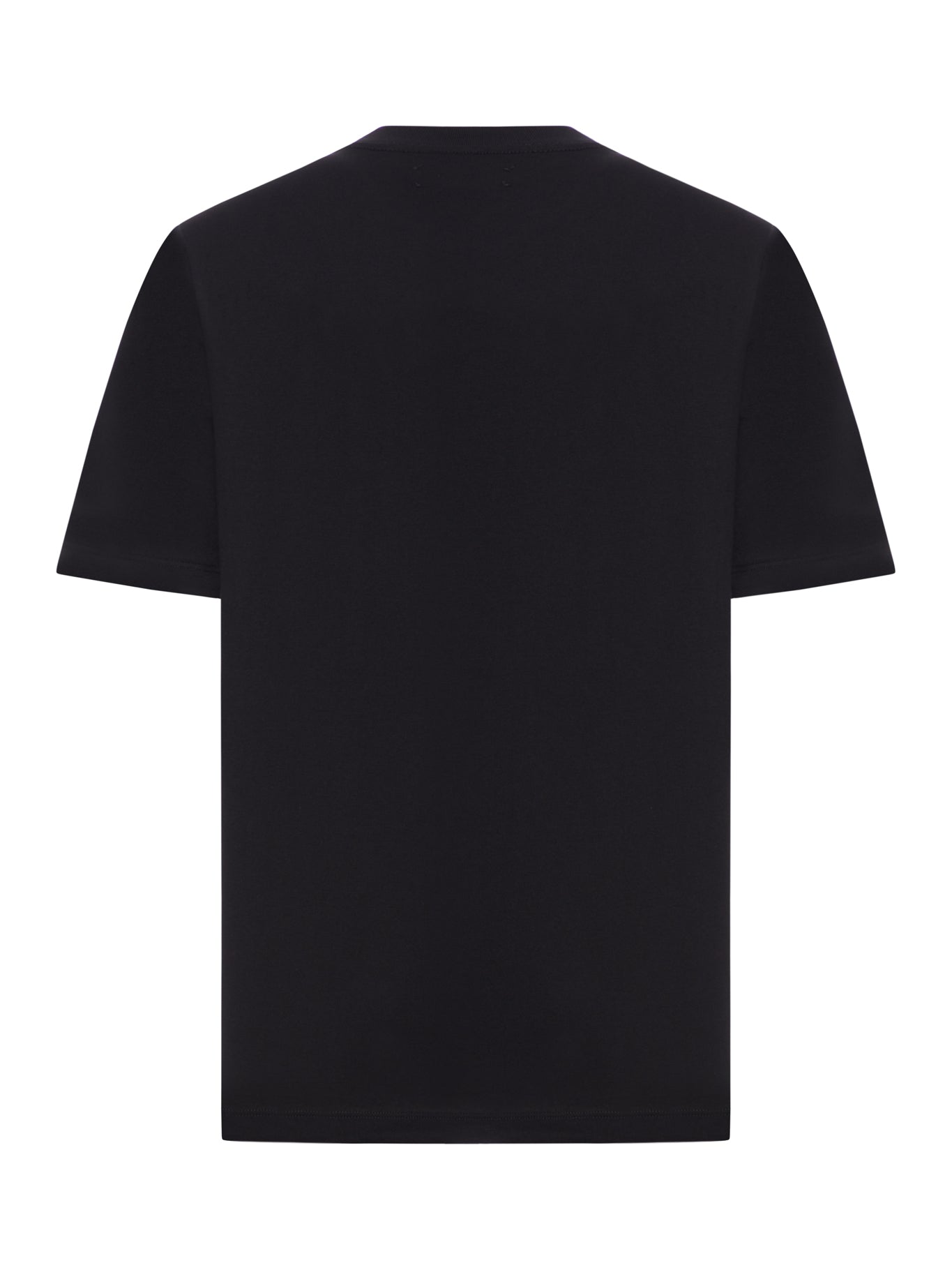T-SHIRT CON STENCIL