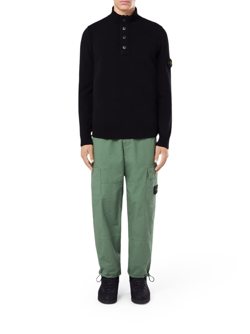 MAGLIONE CON ZIP CORTA E DETTAGLI IN FELTRO