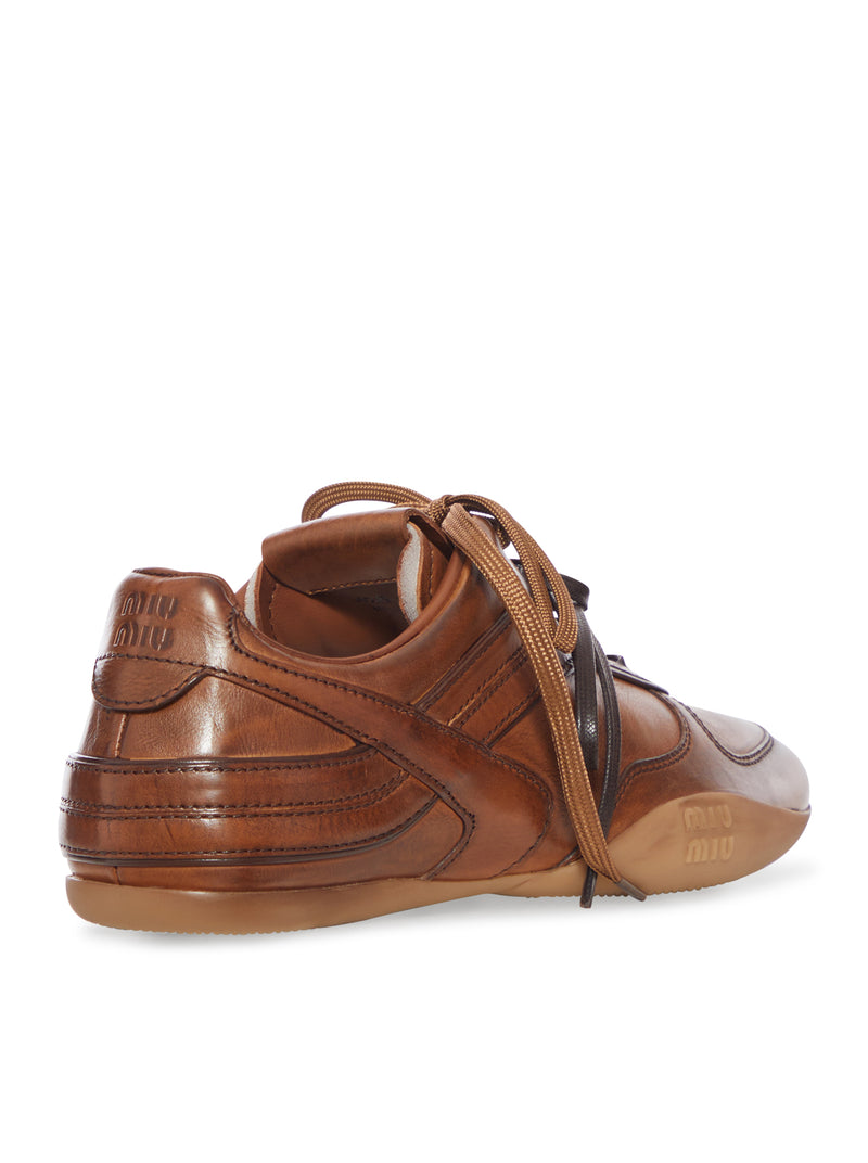 SNEAKERS IN PELLE CERATA