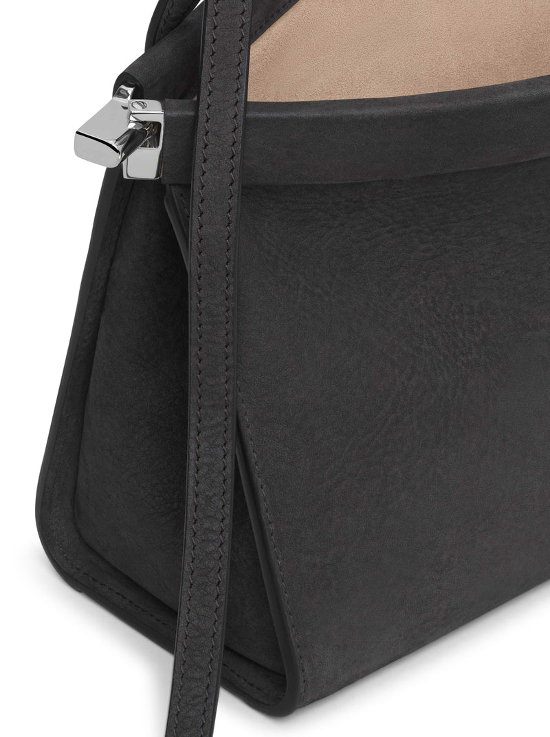 BORSA LE CLICK EAST WEST MEDIA IN NABUK