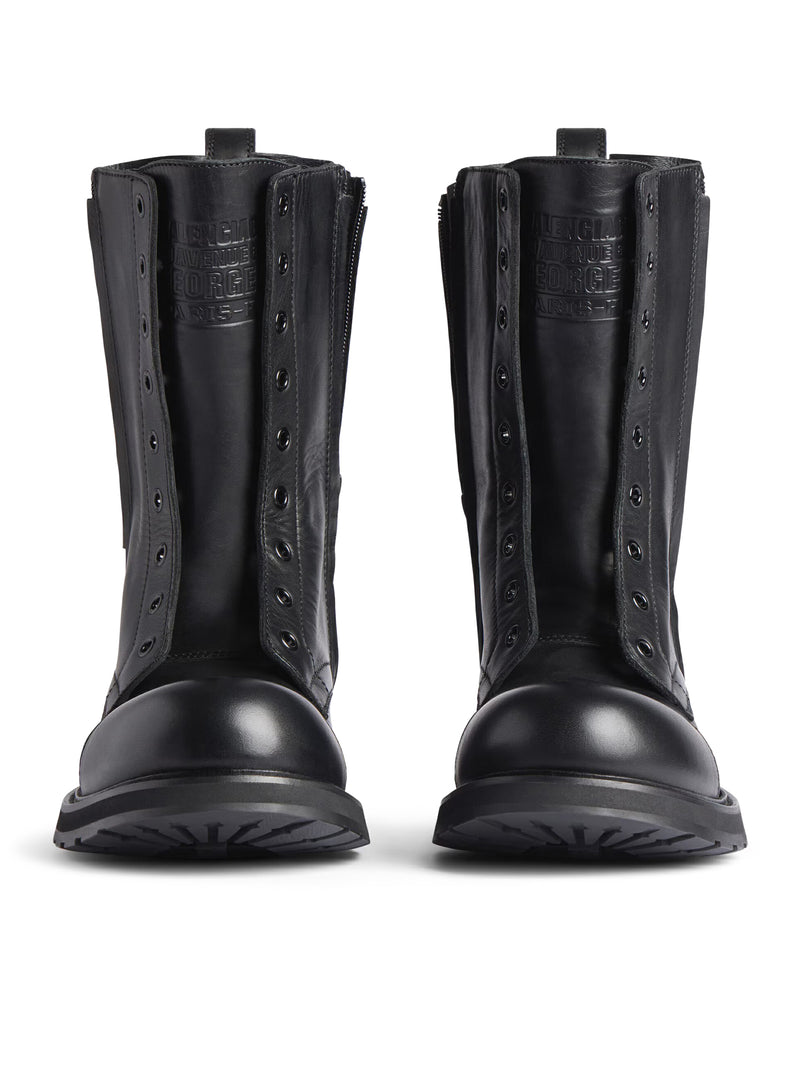 STIVALE CON LACCI IN MORBIDA PELLE DI VITELLO