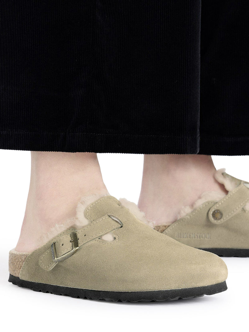 BOSTON IN PELLICCIA DI AGNELLO