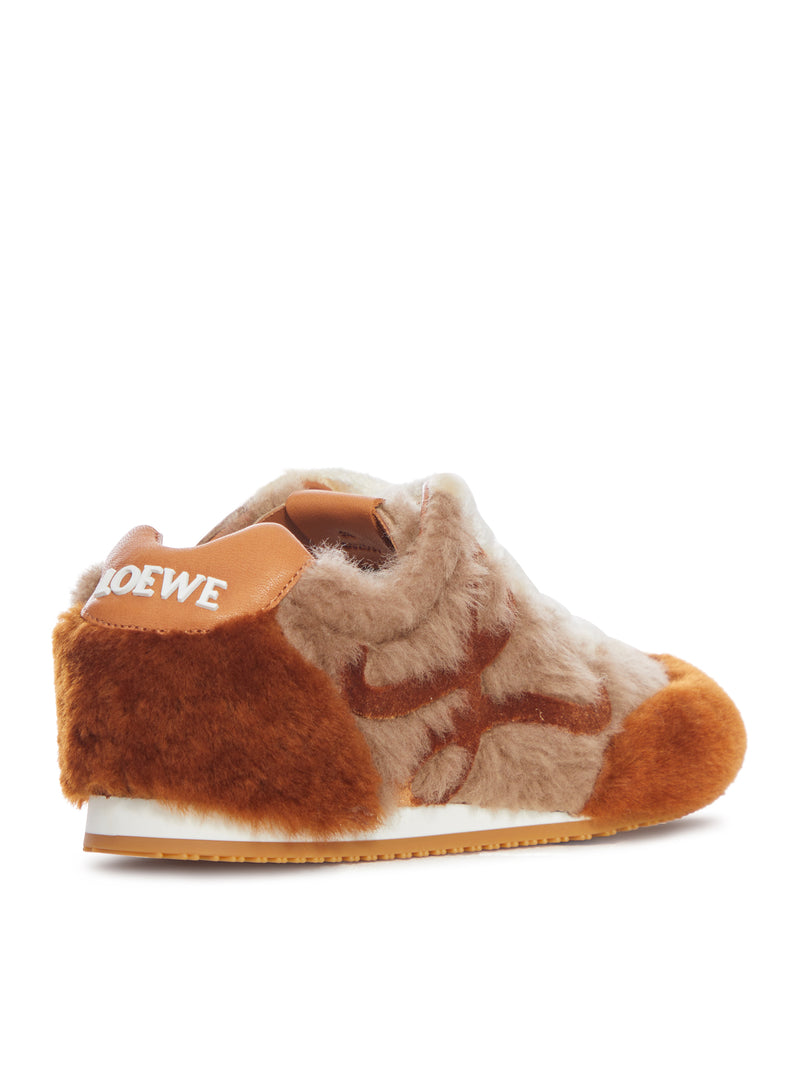 SNEAKER BALLET RUNNER 2.0 IN SHEARLING
