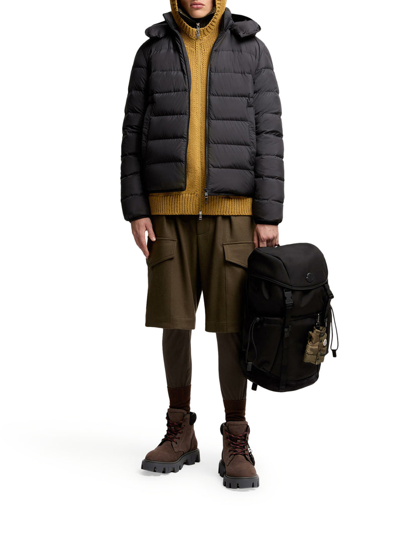 PIUMINO CORTO CON CAPPUCCIO MONTBROCQ