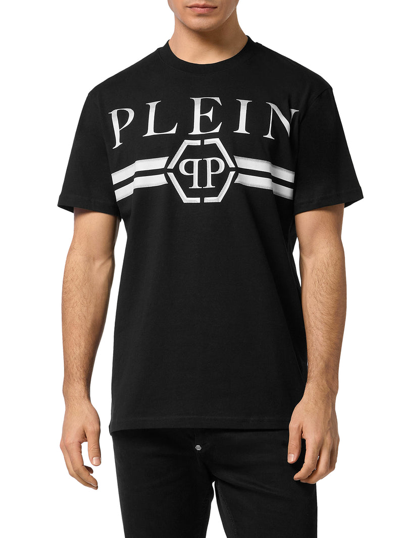 T-SHIRT A MANICHE CORTE CON STAMPA